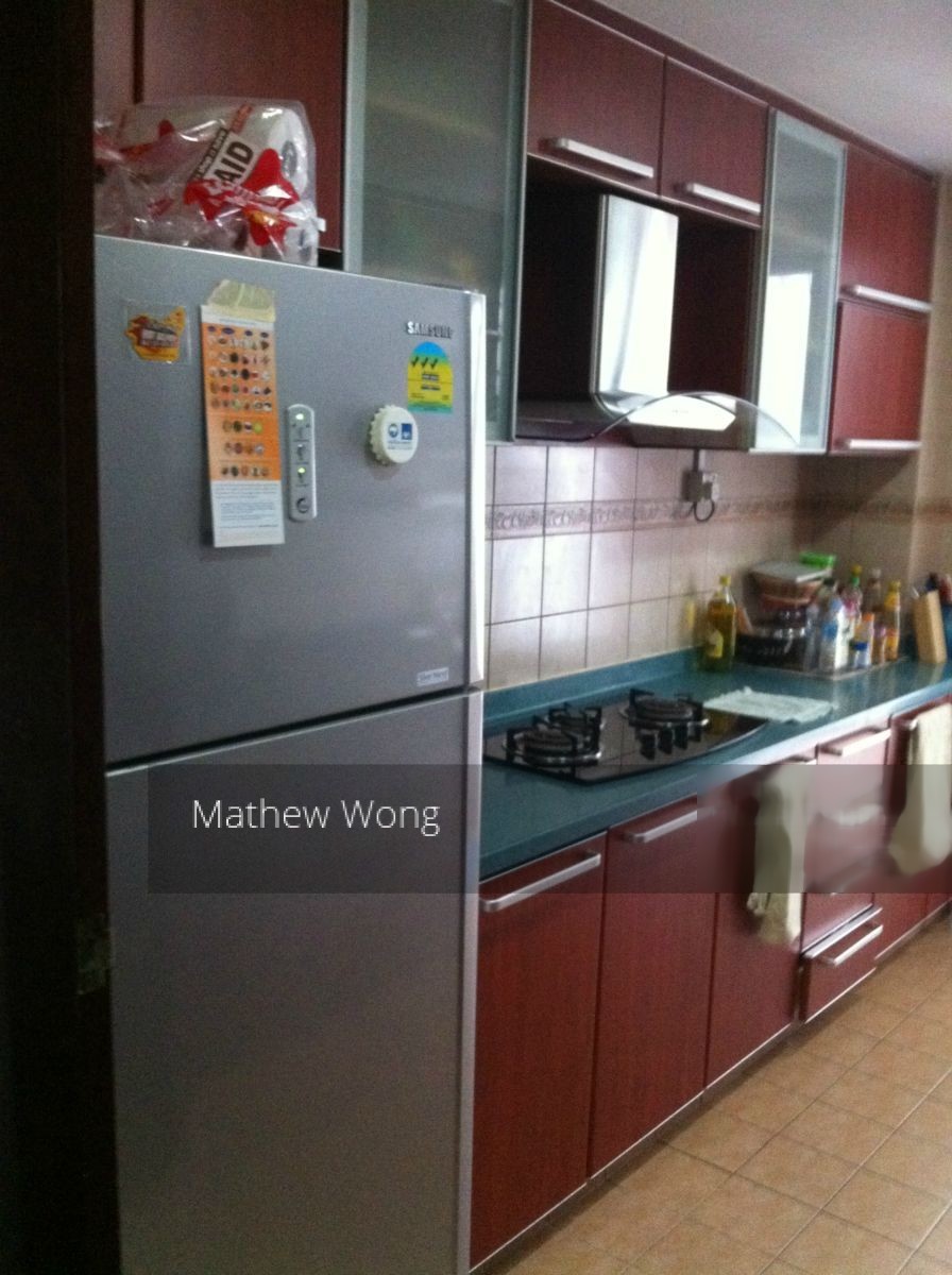 Stratford Court (D16), Condominium #125310202